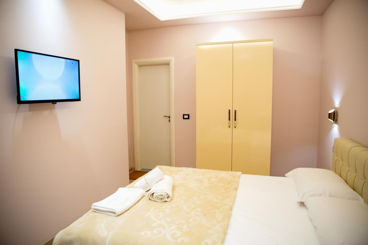 San Marino Hotel Vlorë Buitenkant foto