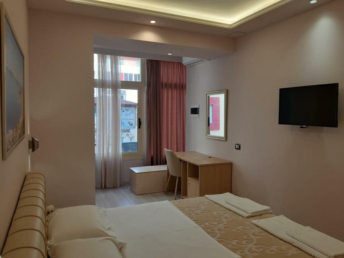 San Marino Hotel Vlorë Buitenkant foto